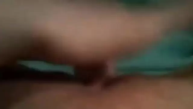 Horny Persian Girl Fingering Pussy